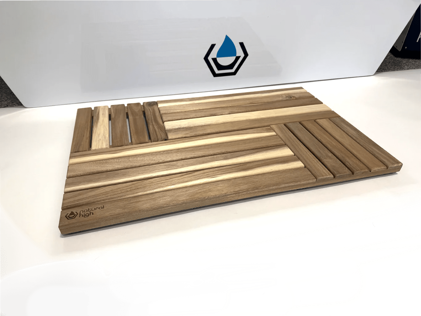 Natural High™ Acacia Wooden Drip Mat for muscle recovery and wellness - Peak Recovery Co.