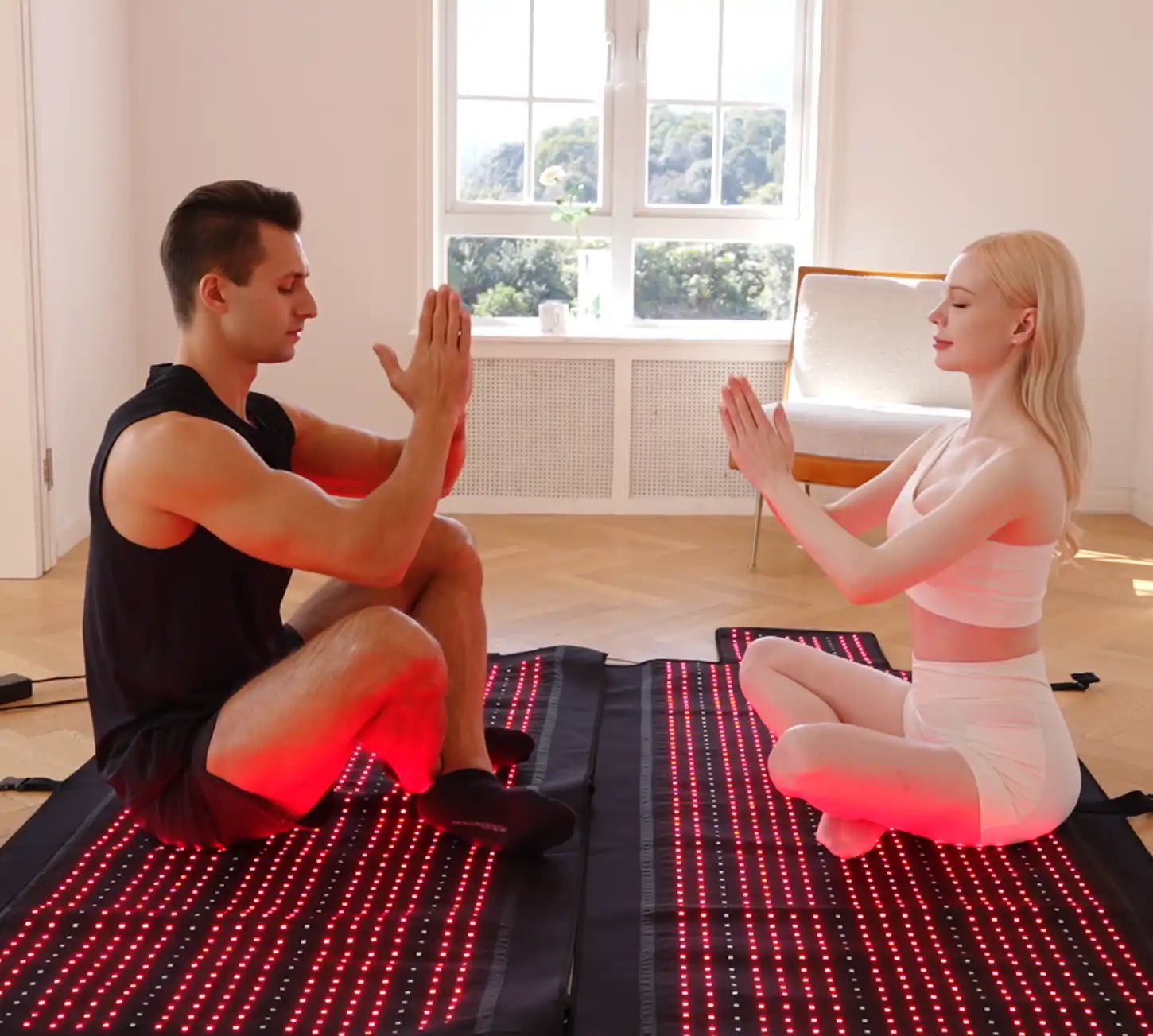 Icedragon Red Light Therapy Blanket | Free Mask & Goggles for muscle recovery and wellness - Peak Recovery Co.