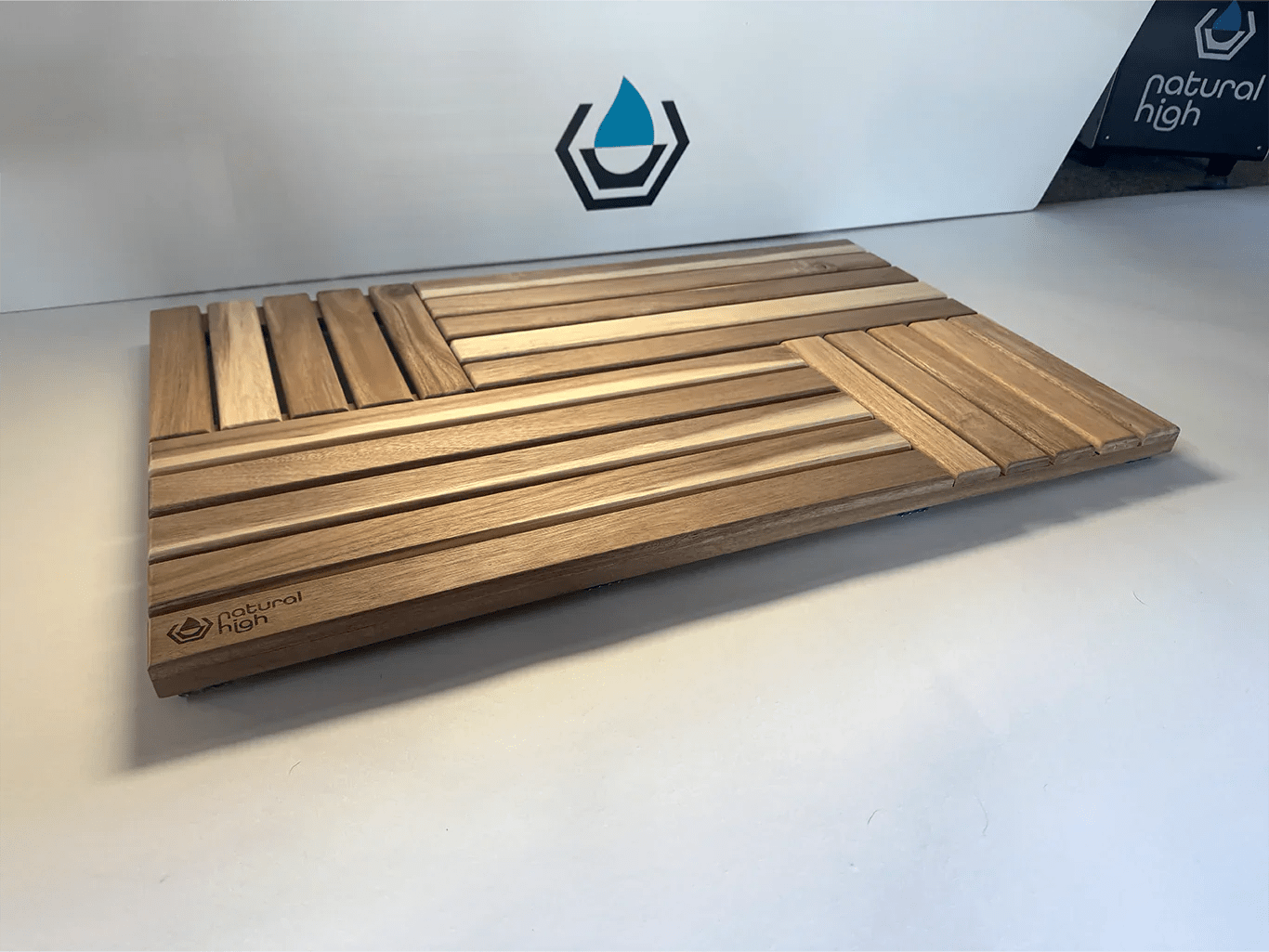 Natural High™ Acacia Wooden Drip Mat for muscle recovery and wellness - Peak Recovery Co.