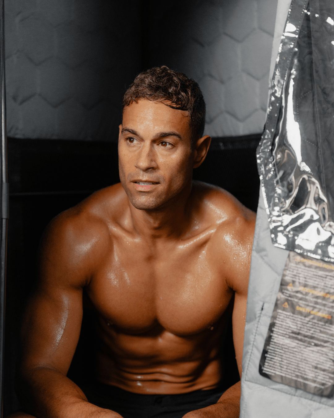 SaunaBox® Pulse PRO: Infrared Sauna with Red - light Therapy for muscle recovery and wellness - Peak Recovery Co.